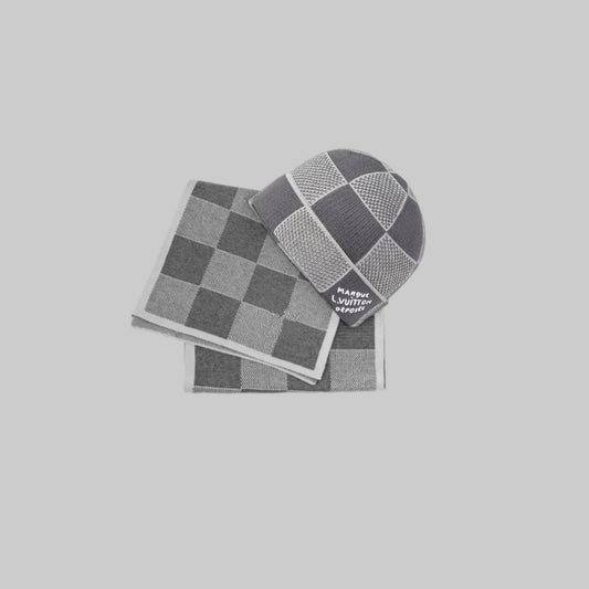 Berretto e sciarpa Lv